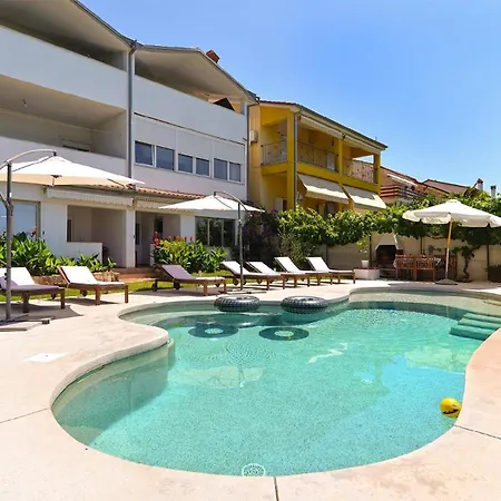 Fuer 4 Personen Ca 40 Qm In Fazana-surida, Istrien Istrische Riviera Apartment
