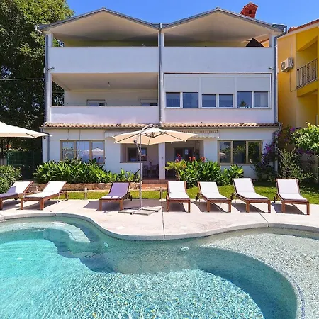 Fuer 4 Personen Ca 40 Qm In Fazana-surida, Istrien Istrische Riviera *