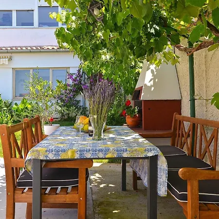 Fuer 4 Personen Ca 40 Qm In Fazana-surida, Istrien Istrische Riviera *
